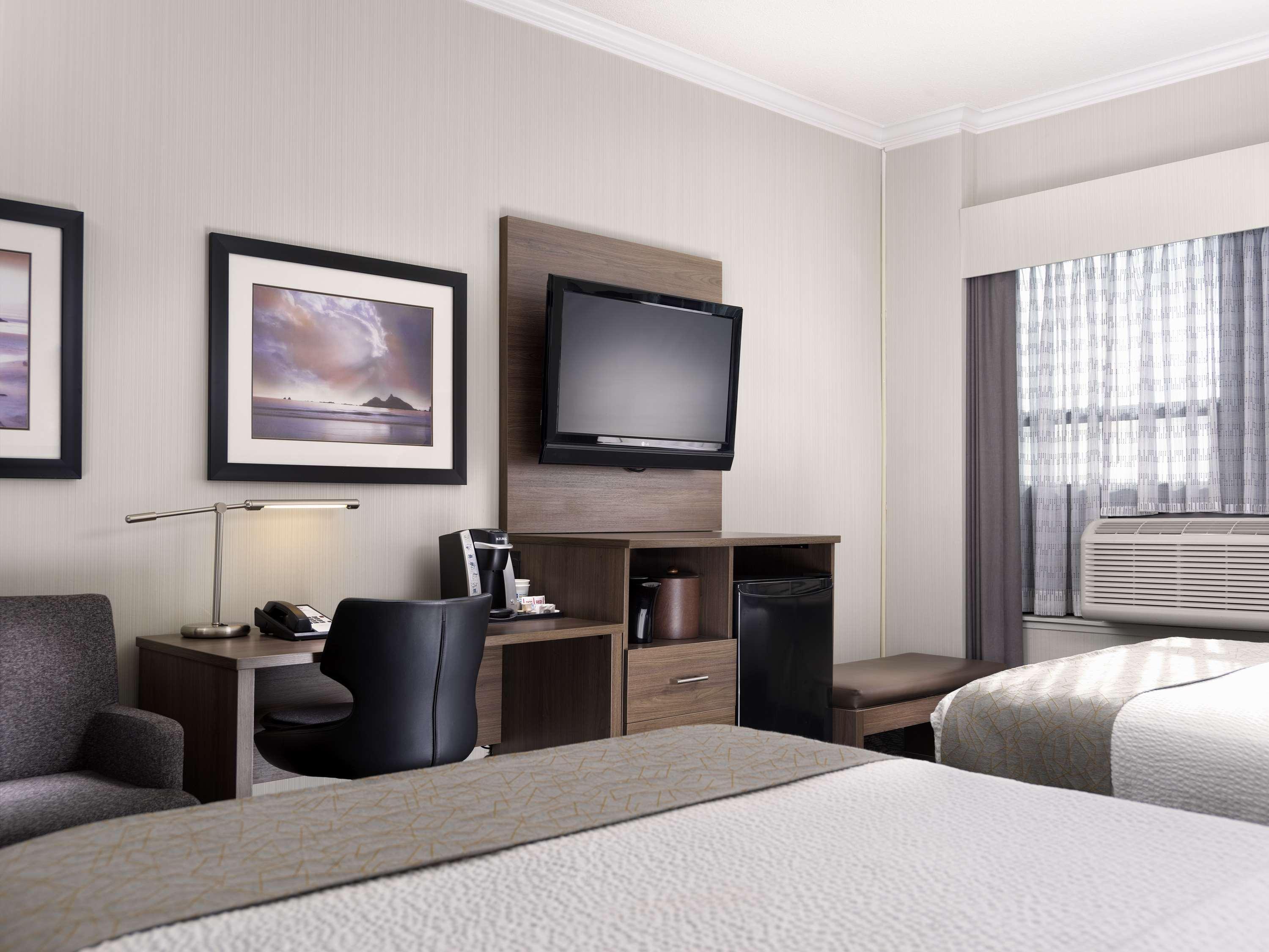 Best Western Plus Carlton Plaza Hotel Victoria Exteriör bild